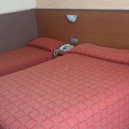 Hotel Aguila *