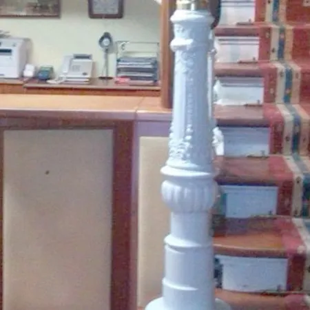 Aguila Hotel *